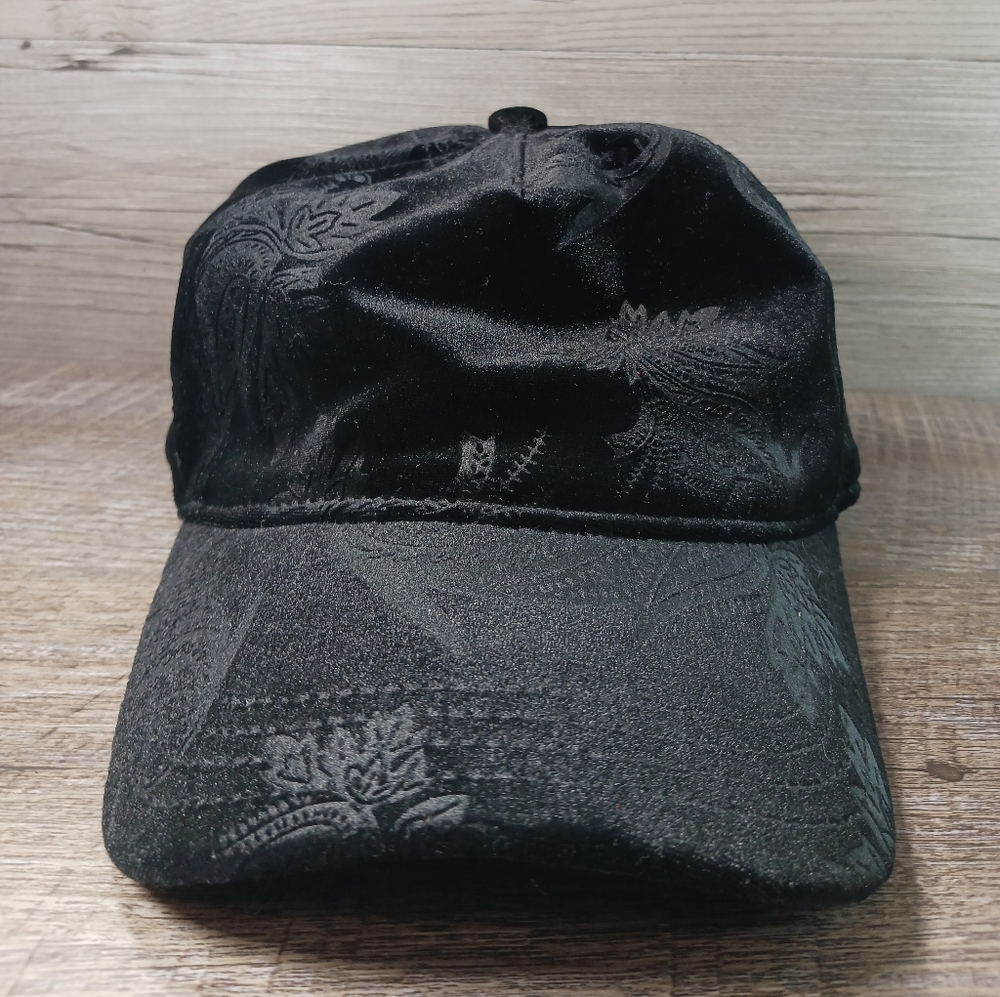 Women's Baseball Hat One Size Black Faux Velvet Floral Design